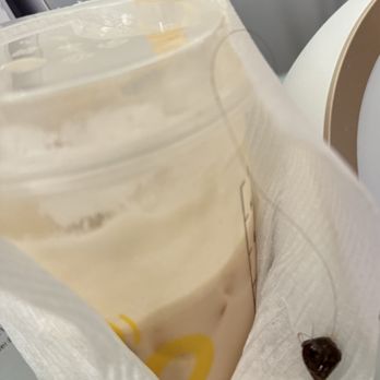 Happy Lemon - Pearlridge - Hair in boba !! - Bubble Tea Near Me - Aiea, Hawaii