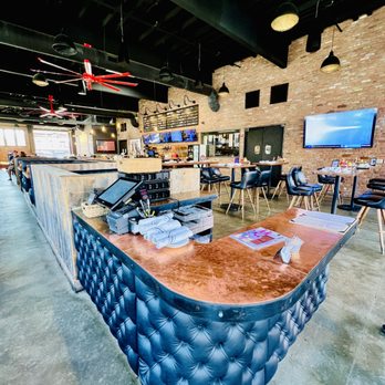 Finney's Crafthouse - Orange - New American Near Me - Orange, California Finney's Crafthouse - Orange - New American Near Me - Orange, California