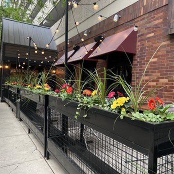 Jake Melnick's Corner Tap - Patio seating - Sports Bars Near Me - Chicago, Illinois