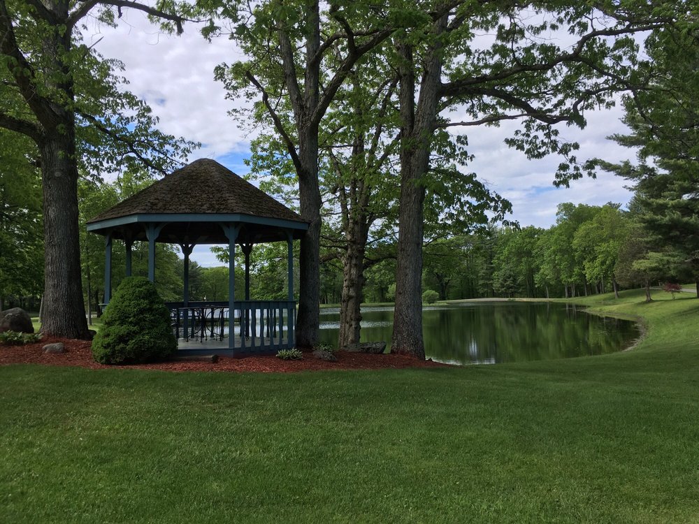 WOLFF’S MAPLE BREEZE RESORT - Updated January 2026 - 360 Cauterskill Rd