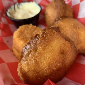 Millstone Southern Smoked BBQ - Everyone gets corn bread! Yum! - Barbeque Near Me - Logan, Ohio