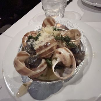 Restaurante Caesar's - Escargot - Salad Near Me - Tijuana, BCN