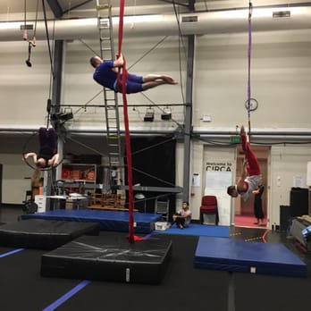 Circa Contemporary Circus - Beginners aerials class making awesome progress! - Arts & Entertainment Near Me - Newstead, QLD