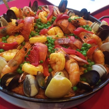 VIVO Tapas KITCHEN LOUNGE - Seafood Paella for 4 - Spanish Near Me - Newark, New Jersey VIVO Tapas KITCHEN LOUNGE - Seafood Paella for 4 - Spanish Near Me - Newark, New Jersey