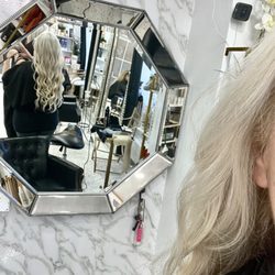 Yahaira Kolb Hair Salon & Spa - 24" i-tip extensions