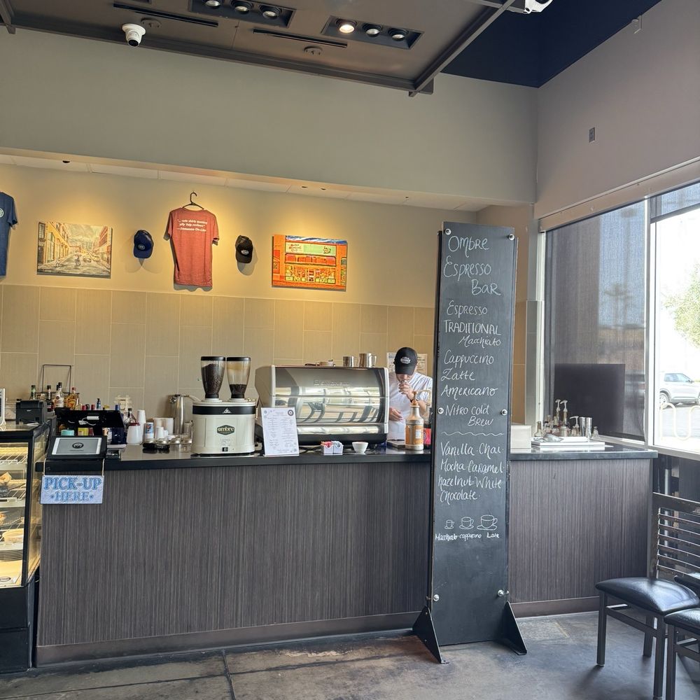 Bisbee Breakfast Club - Interior - Breakfast & Brunch Near Me - Chandler, Arizona Bisbee Breakfast Club - Interior - Breakfast & Brunch Near Me - Chandler, Arizona