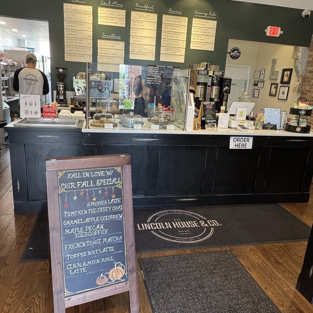 Lincoln House - Inside - Coffee & Tea Near Me - Huntley, Illinois Lincoln House - Inside - Coffee & Tea Near Me - Huntley, Illinois