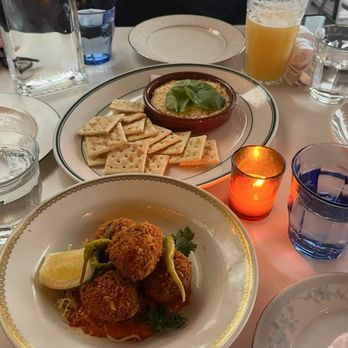 Harry's Beach House - Appetizers - Breakfast & Brunch Near Me - Seattle, Washington