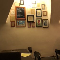 Hofwirtschaft - Mit vielen Sprüchen ausgestattet.