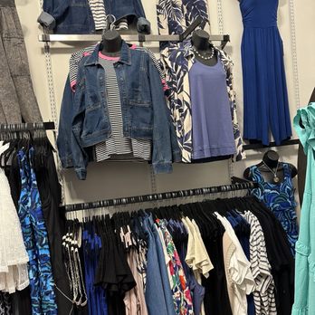 Jean Maries - Women's Clothing Near Me - Holland, Michigan Jean Maries - Women's Clothing Near Me - Holland, Michigan