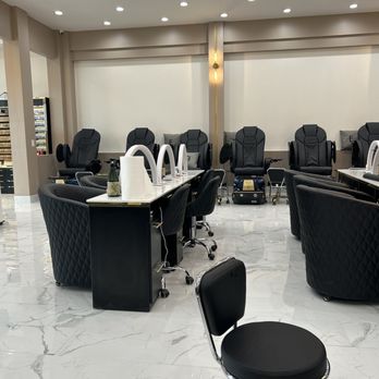 E’Lan Nails & Spa - Layout - Nail Salons Near Me - Pflugerville, Texas