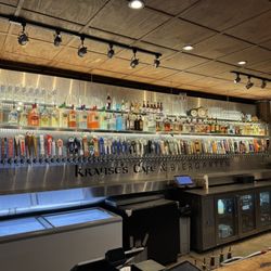 New Braunfels Brewing Co - Lots of beer!  Local and imported!