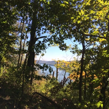 Bender Mountain Preserve - Overlook of the Ohio River - Hiking Near Me - Cincinnati, Ohio Bender Mountain Preserve - Overlook of the Ohio River - Hiking Near Me - Cincinnati, Ohio