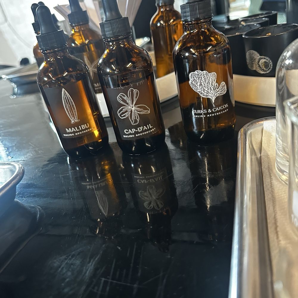 Amazing scents and notes Amazing scents and notes