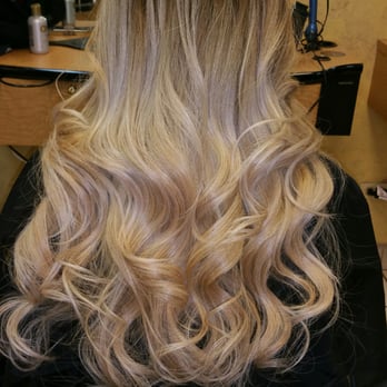 Karla's Hair Studio - Hair Salons Near Me - Bensenville, Illinois