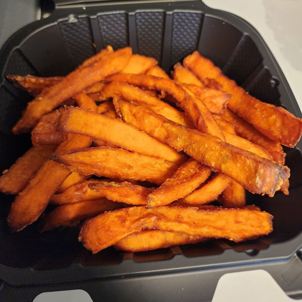 Smokey Bones Cheektowaga - Sweet potatoe fries - Barbeque Near Me - Cheektowaga, New York Smokey Bones Cheektowaga - Sweet potatoe fries - Barbeque Near Me - Cheektowaga, New York