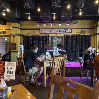 Puckett's Restaurant - Southern Near Me - Chattanooga, Tennessee