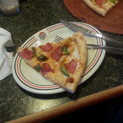 Pizza Hut - Skinny Luau pizza