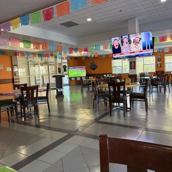 El Mariachi Restaurant Bar - Mexican Near Me - Fredericton, New Brunswick