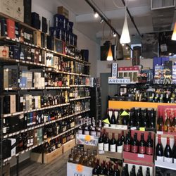 Wines Etc - Roslyn Heights - Spirits section