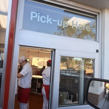 In-N-Out Burger - Fast Food Near Me - Phoenix, Arizona
