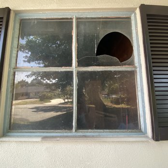 Hernandez Glass Services - Before - Windows Installation Near Me