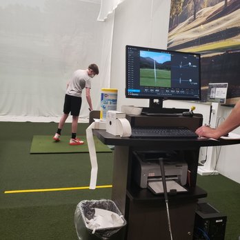 Golf Galaxy - Sports Wear Near Me - PITTSBURGH, Pennsylvania