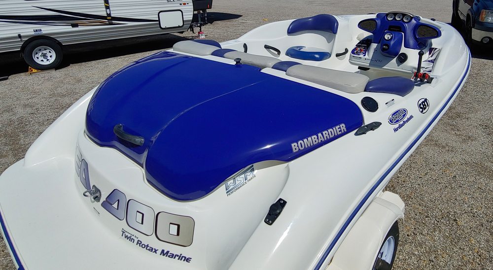 Social spots from Bandit Boatworx