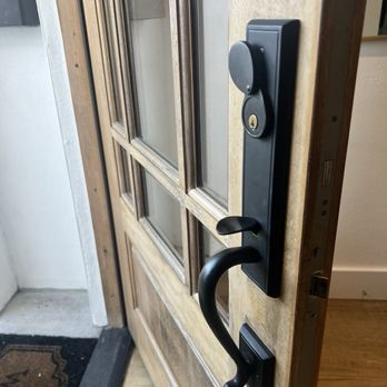 KS Locksmith - Traditional deadbolt lock before keyless one added. - Keys & Locksmiths Near Me