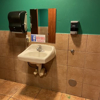 Fiesta Cancun - Men's bathroom - Mexican Near Me - Rockford, Illinois