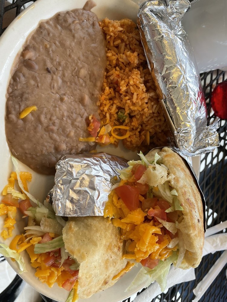 El Milagrito Café