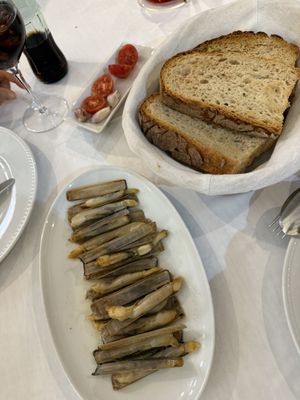 Can Solé good paella by null