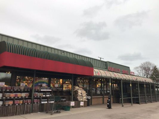 Nino Salvaggio International Marketplace by null