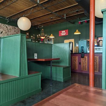 King BBQ - Inside - Barbeque Near Me - North Charleston, South Carolina
