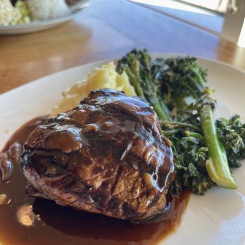 Duke's Malibu - USDA Prime Sirloin - New American Near Me - Malibu, California Duke's Malibu - USDA Prime Sirloin - New American Near Me - Malibu, California