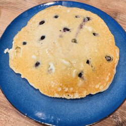 Sonny Side Cafe - Pancake w/blueberries