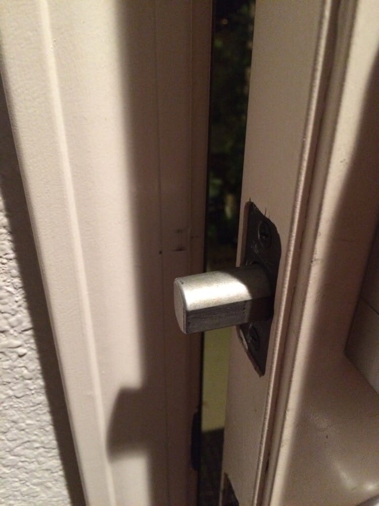 California Furniture Outlet Tiendas De Muebles 240 N