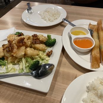 China Moon - Seafood Near Me - Lake Elsinore, California