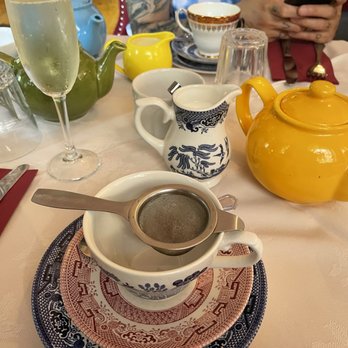 Richmond Tea Rooms - Queens tea with champagne - Tea Rooms Near Me - Manchester, XGM Richmond Tea Rooms - Queens tea with champagne - Tea Rooms Near Me - Manchester, XGM