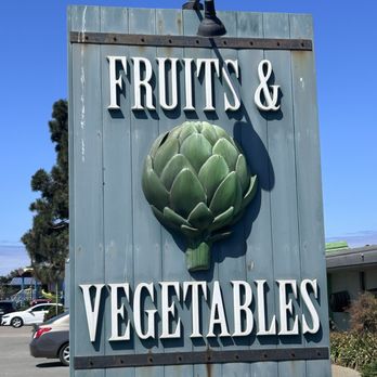 Giant Artichoke Restaurant - American Near Me - Castroville, California Giant Artichoke Restaurant - American Near Me - Castroville, California