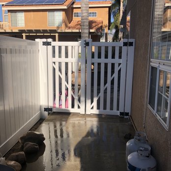 Cali Fence - Chain Link Fence Removed and Extra Fence Installed - Fences & Gates Near Me - Oak Hills, California