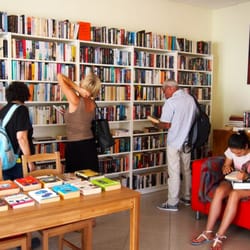 Bookshop Bivar