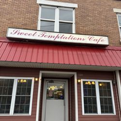 Sweet Temptations - Out side of building