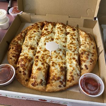 Home Slice Pizzeria - medium cheesy bread - Pizza Near Me - Raymond, Washington Home Slice Pizzeria - medium cheesy bread - Pizza Near Me - Raymond, Washington