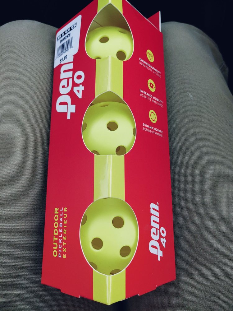 BIG 5 SPORTING GOODS Updated October 2024 2095 NE Burnside Rd