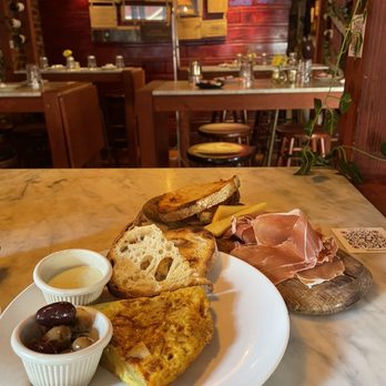 Pil Pil - Omelet and Jamon y Quesso Lunch - Tapas Bars Near Me - New York, New York