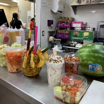 Panaderia La Loma - a variety of fruits and vegetables - Bakeries Near Me - Minneapolis, Minnesota Panaderia La Loma - a variety of fruits and vegetables - Bakeries Near Me - Minneapolis, Minnesota
