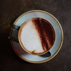 Ezra & Gil - Cappuccino with chocolate