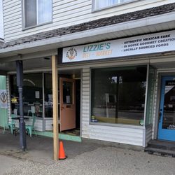 Dos Rios Tacos - Main entrance. May 2025