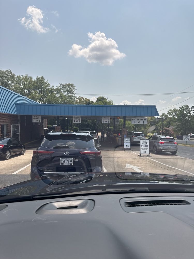 WHITE HORSE ALEXANDRIA Updated July 2024 33 Photos & 23 Reviews